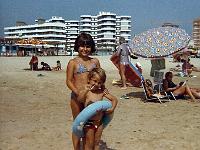 1977 -08